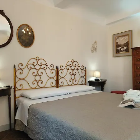 Lucchese Apartment *
